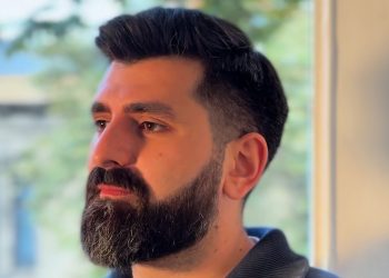 “ქაშვეთის ეკლესიის შესასვლელიდან სპეცრაზმმა ძალით გამოათრია ხალხი, ბეწვზე გადავრჩით ბეტონის კიბეზე დაგორებას” – ბასტი მგალობლიშვილი