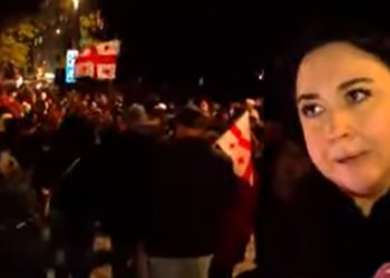 “ეს მოსამართლეების კისერზეა” – რა ხდება ბათუმში, აქციაზე, სადაც ეკა ბესელიაცაა