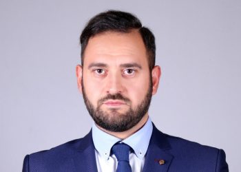 არ შეიძლება დემოკრატიაზე გქონდეს პრეტენზია და სანქციებს უსაფუძვლოდ აწესებდე – დავით ჩიხელიძე ივანიშვილისთვის სანქციების დაწესებაზე