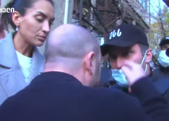 პოლიცია ენმ-ის ახალგაზრდული ორგანიზაციის ოფისში შევიდა