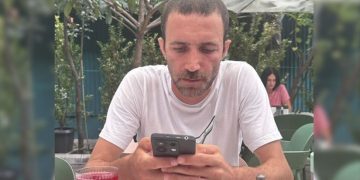 აქციიდან მიმავალი მოქალაქე დააკავეს