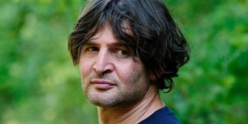 „ესე იგი, ალეკო ელისაშვილმა ალი ბაბაევზე ხელის მსუბუქი მოქნევით 3-წლიანი პატიმრობა უნდა მიიღოს და უამრავი ადამიანი რომ სცემეს, პასუხისგებაშიც კი არავინ მისცეს“ – გოგა ჩანადირი