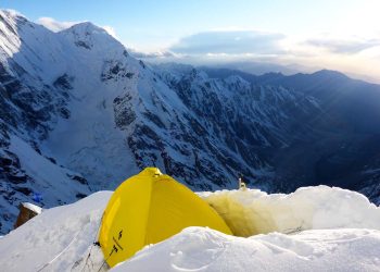 „მკაცრად ვგმობთ პრორუსული ხელისუფლების უკანონო ქმედებებს” – მთამსვლელთა საერთაშორისო ასოციაცია