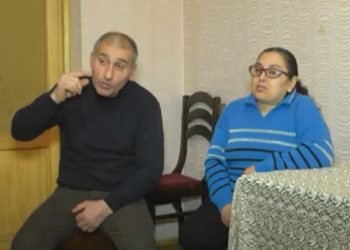 „დაემუქრნენ, ამოვთხრით ტრაქტორით და ცოცხლად დაგმარხავთო“ – რას ყვებიან პატიმრის მშობლები