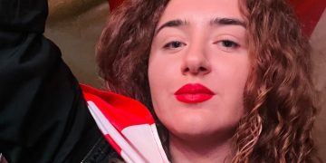 “დროშას ვმალავთ, რომ არ გვცემონ – ამაზე მეტი უბედურება რაღა უნდა დაგვემართოს?!” – ქეთი აბულაძე
