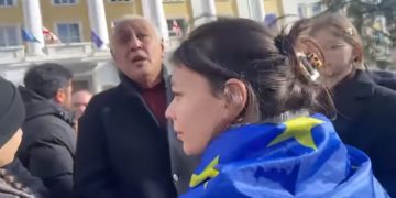 (ვიდეო) – “ასე ემუქრება რექტორი ჩემს შვილს!” – ლიკა ჭელიძე