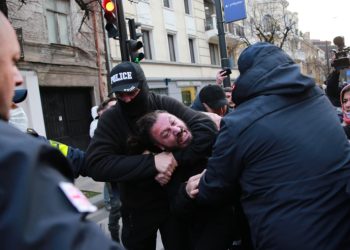 პოლიციელთა ცრუ ჩვენებები – ამტკიცებენ, რომ ნაცემი მივიდა მათთან – საბა სხვიტარიძის ადვოკატი