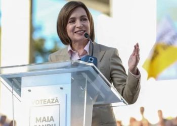 „დღეს, როგორც არასდროს, ჩვენ ვდგავართ ქართველი ხალხის გვერდით“ – მაია სანდუ