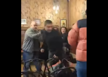 “ქეთი დუმბაძე, შენი კრიმინალი შვილი ვერ გიშველის, შე საცოდავო არსება!” – ცემა მწერალთა სახლში