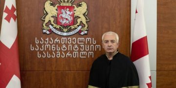 “ეს გზა ღვთისმშობლის ტაძართან მიმიყვანს?” – ვინ არის საკონსტიტუციოს მოსამართლე რომელმაც განსხვავებული აზრი დაწერა