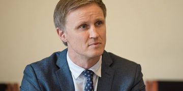 “ერთადერთი ლეგიტიმური პრეზიდენტი სალომე ზურაბიშვილია” – კოლსი