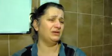 “არ შეგეშინდეთ ახალგაზრდებო, არ დაიღალოთ, გთხოვთ” – დაკავებული ზვიად ცეცხლაძის დედა