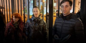ბათუმში, დაკავებულებთან პოლიცია ადვოკატებს არ უშვებს