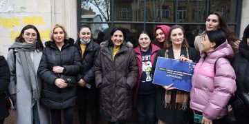 ,,პრეზიდენტი დგას ხალხის გვერდით – სალომე ზურაბიშვილი