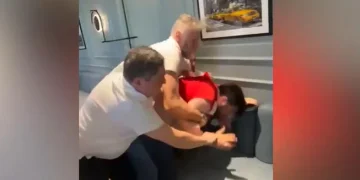 გაატარებენ თუ არა ზარქუა და სანიკიძე იზოლატორში ერთ თვეს? – რას აცხადებენ საელჩოში