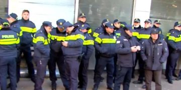 ვინ არიან თემქაზე, ნიღბის ტარების გამო, დაკავებული აქტივისტები?