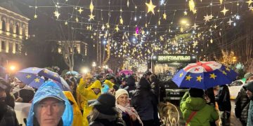 პროტესტის 53-ე დღე – რუსთაველის გამზირი ისევ გადაიკეტა