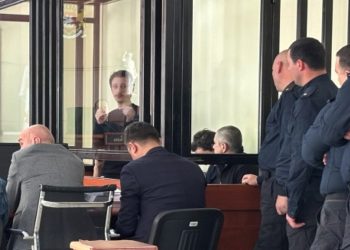 ბათუმის ხელოვნების უნივერსიტეტის დეკანი და 3 სტუდენტი თავისუფალია