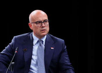 აქციების ფონზე, სერბეთის პრემიერი გადადგა