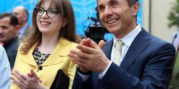 ქართველმა ხალხმა კიდევ ერთხელ დაამტკიცა, რომ ბრძენი და შეუპოვარია – ივანიშვილისა და ხვედელიძის საახალწლო მილოცვა