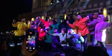 “ქვეყნის სიყვარულს ტრენინგი არ სჭირდება! ისედაც გადავცურავთ ზღვას!” – “ახალი თეატრის” პასუხი “ოცნებას”