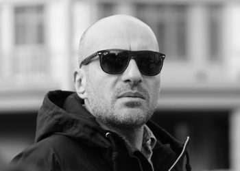 “აი, ეს ხალხი გველაპარაკება ღირსებაზე და ქართველობაზე და რომ კაცი კაცია და დედა დედაა” – ირაკლი ჟვანია