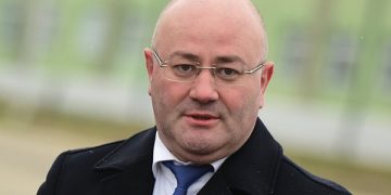 რატომ „გააცოცხლა“ ირაკლი კობახიძემ გერმანიაში „თვალს მოფარებული“ ლევან იზორია