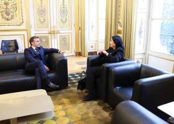 პრეზიდენტი ზურაბიშვილი ელისეის სასახლეში ემანუელ მაკრონს შეხვდა