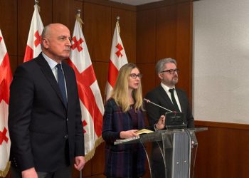 ოპოზიციის საგანგებო ბრიფინგი