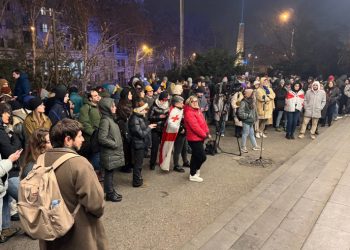 “საზმაუ “ოცნების” გაძლიერებას უწყობს ხელს” – პირველ არხთან პროტესტია