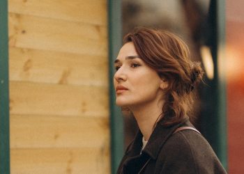 “თინათინ ბერძენიშვილი არის დავარცხნილი მამუკა მდინარაძე” – ქეთი ბახტაძე