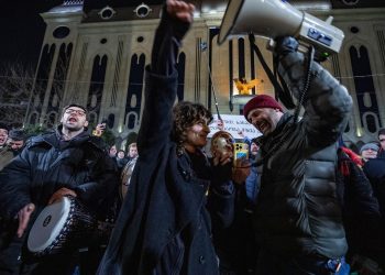 “ცუდი ამბავი მაქვს რეჟიმისთვის!” – ვახუშტი მენაბდე