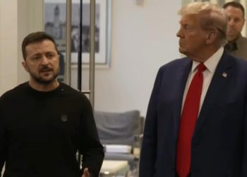 არ მსიამოვნებს ამის თქმა, მაგრამ ზელენსკის რეიტინგი 4%-მდე დაეცა – ტრამპი
