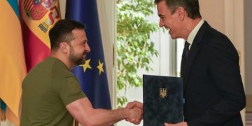 ესპანეთი უკრაინას მილიარდი ევროს სამხედრო დახმარების პაკეტს გადასცემს