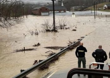 ძლიერი ქარიშხალი და წყალდიდობა აშშ-ში – დაღუპულია 10 ადამიანი