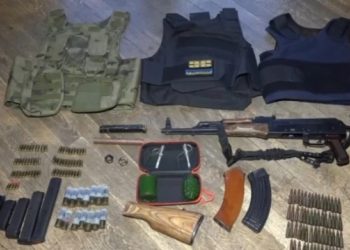 თბილისსა და რეგიონებში უკანონო ცეცხლსასროლი იარაღები და საბრძოლო მასალა ამოიღეს – დაკავებულია 20-ზე მეტი პირი