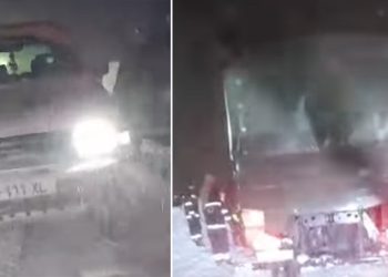 “იმ “ჯარის” მანქანაზეა საუბარი, რომლის იმედიც გვაქვს მთელ ქვეყანას ეხლა… ბუქსირით… ოფროუდერებმა” – ელენე ქაიხოსროშვილი