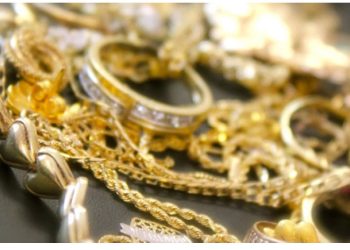 “ხალხი შოკირებულია, ფასი იმდენად გაიზარდა” – რა ღირს გრამი ოქრო თბილისში?