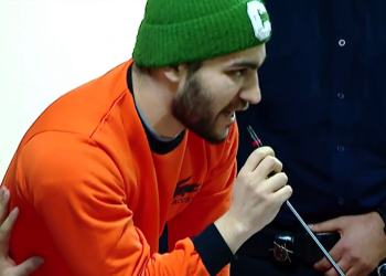 “ვაცის ნადიმი” – რამ განარისხა მოსამართლია მანტიით შემოსილი პირი და რატომ გააძევეს დარბაზიდან რევაზ კიკნაძე