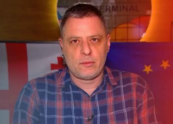 “აწი იმ ქართველი ფეხბურთელისთვის მხარის დამჭერის კეთილები მოვ@@ან, ვინც უახლოეს წუთებში სანდრო ცნობილაძეს არ დაუჭერს მხარს” – ბექა ხოჯავა