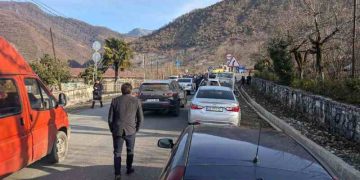 წალენჯიხა-ჩხოროწყუს გზა ხალხმა გადაკეტა – რას ითხოვს მოსახლეობა?