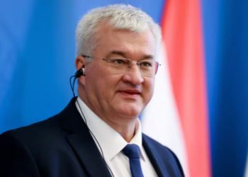 “ვერავინ აიძულებს უკრაინას დანებებას” – უკრაინის საგარეო საქმეთა მინისტრი