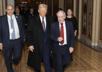 “სენატორ ჯიმ რიშს ჩემი სრული და აბსოლუტური მხარდაჭერა აქვს” – დონალდ ტრამპი