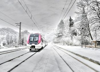 ,,ორი მეტრო თოვლის საფარს ვერ გაუმკლავდა საქართველოს რკინიგზა… იცით, როგორი ორგანიზაცია ვერ გვემსახურება მგზავრებს?”