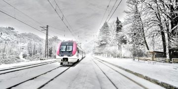,,ორი მეტრო თოვლის საფარს ვერ გაუმკლავდა საქართველოს რკინიგზა… იცით, როგორი ორგანიზაცია ვერ გვემსახურება მგზავრებს?”