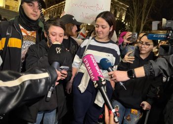 სეუ-ის სტუდენტური მოძრაობა პარლამენტთან 24-საათიან უწყვეტ პროტესტს იწყებს