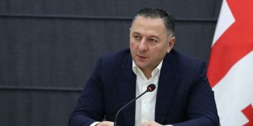 ,,3 მილიონ 811 ათასი 20 ჯიპში…” – შსს ახალ მანქანებს ყიდულობს