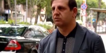 ,,(სააკაშვილმა) დამიბარა, დახია, გაგიჟებულმა მიმოფანტა თავის კაბინეტში და გამაფრთხილა, მეორედ მსგავსი რამ არ გამებედა და თუ გავბედავდი, თვითონ იცოდა სად გამაგზავნიდა“ – ქარელი
