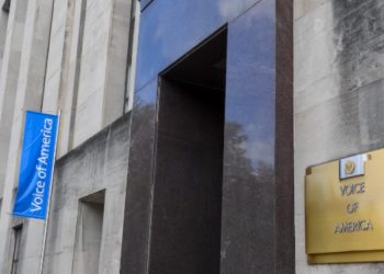 ტრამპის გადაწყვეტილების შემდეგ, USAGM-ის რესურსების შეზღუდვაზე, “ამერიკის ხმის” თანამშრომლები ანაზღაურებად შვებულებაში გაუშვეს, “რადიო თავისუფლებას” გრანტები შეუწყდა