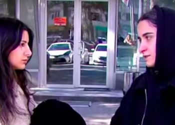 სასამართლომ “კრაბ კოფის” მეპატრონე გოგოებზე თავდამსხმელს 3 000-ლარიანი გირაო შეუფარდა